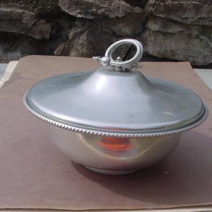 VINTAGE "BUENILUM" ALUMINUM DISH WITH LID